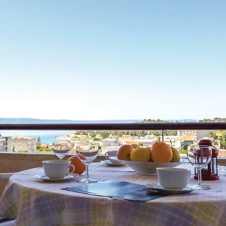One-bedroom In * Makarska